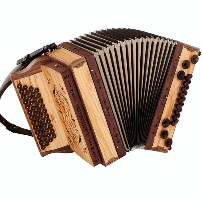 Avis de musicien : L’accordéon Landerer De Luxe Olive Bb/Eb/Ab/Db au banc d’essai