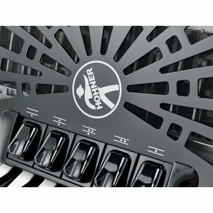Hohner Bravo III 72 White silent key : Ergonomie, finitions et avis technique