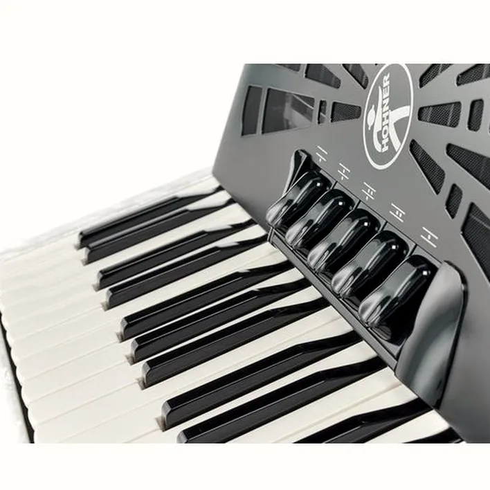 Hohner Bravo III 72 White silent key : Ergonomie, finitions et avis technique