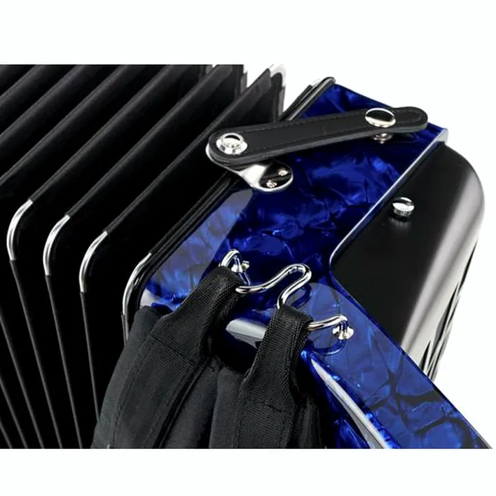 Hohner Bravo III 96 silent key blue Avis : Faut-il craquer pour ce modèle ?
