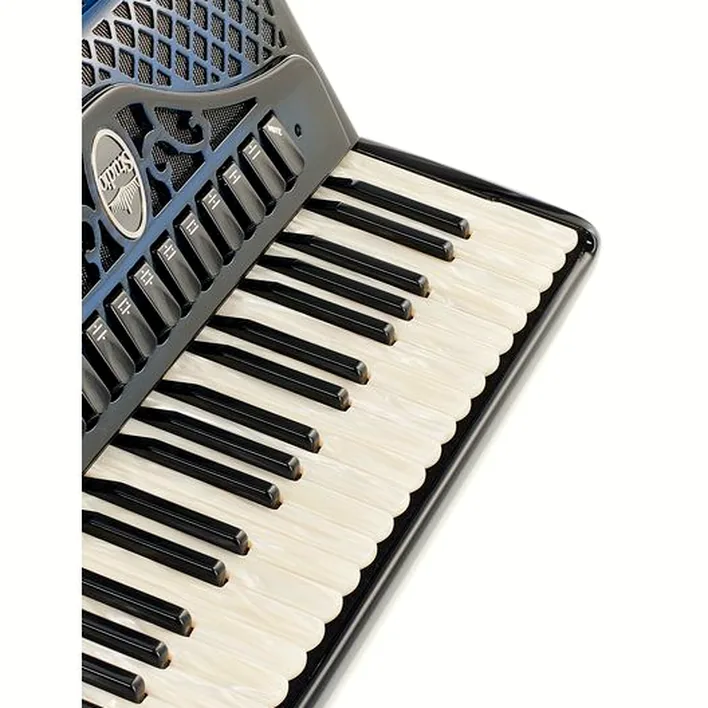 Test terrain de l’accordéon Beltuna Studio IV 96 P Luxe Blue Shad. et avis d’expert